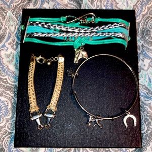Horse Bracelet Set
